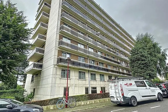Appartement te huur in Berchem-Sainte-Agathe – 1/4