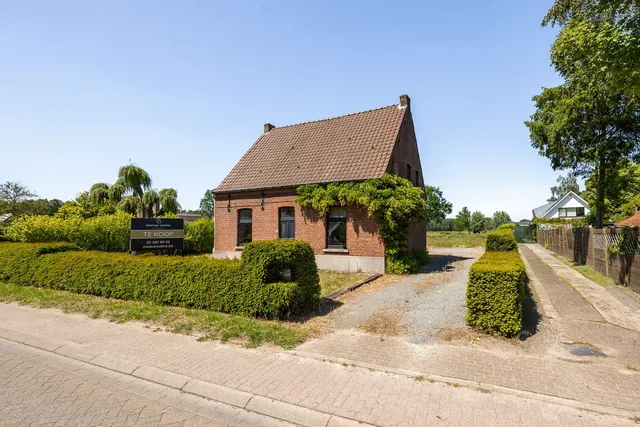 Huis te koop in Eksaarde – 1/10