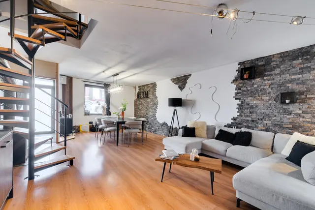 Huis te koop in Chatelineau – 1/10