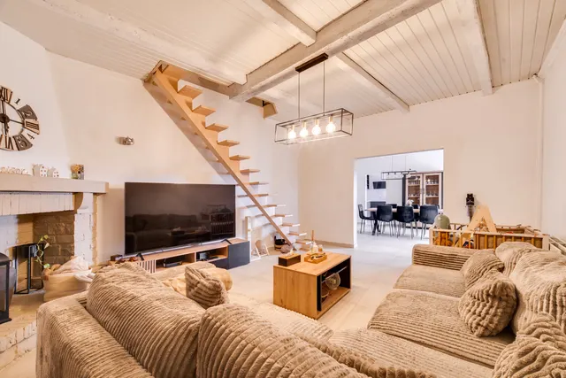 Maison à vendre à Sambreville – 1/10