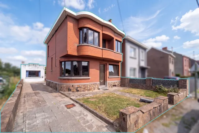 Huis te koop in Lambusart – 1/10