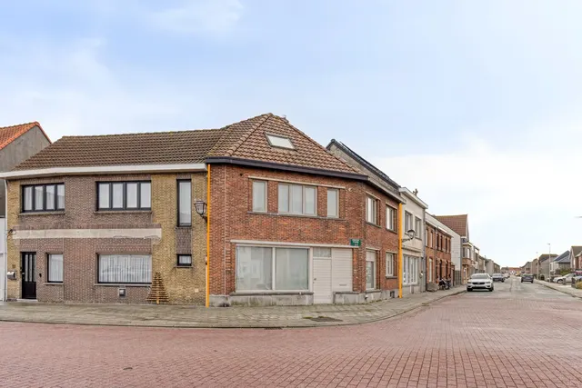 Hoekwoning te koop in Lissewege – 1/10