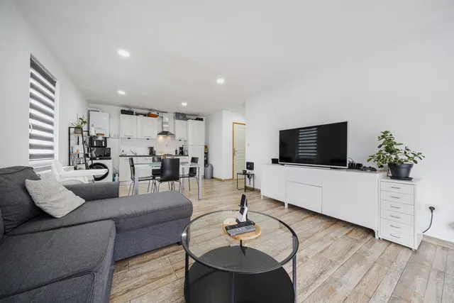Huis te koop in Monceau-sur-sambre – 1/10