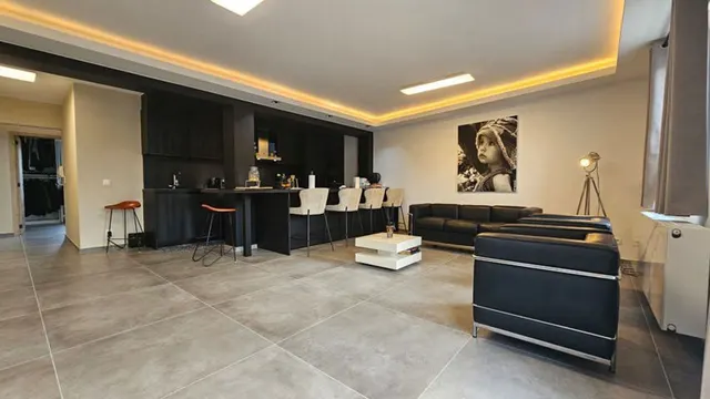 Appartement te huur in Gilly – 1/10