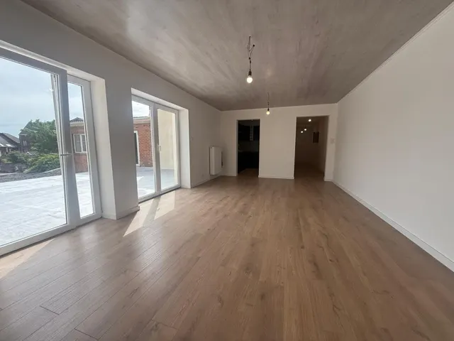 Rez-de-chaussée te koop in Braine-le-Comte – 1/9