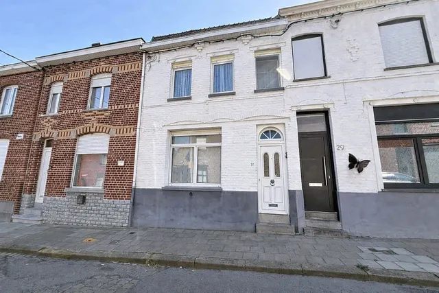 House for sale in Luingne – 1/10