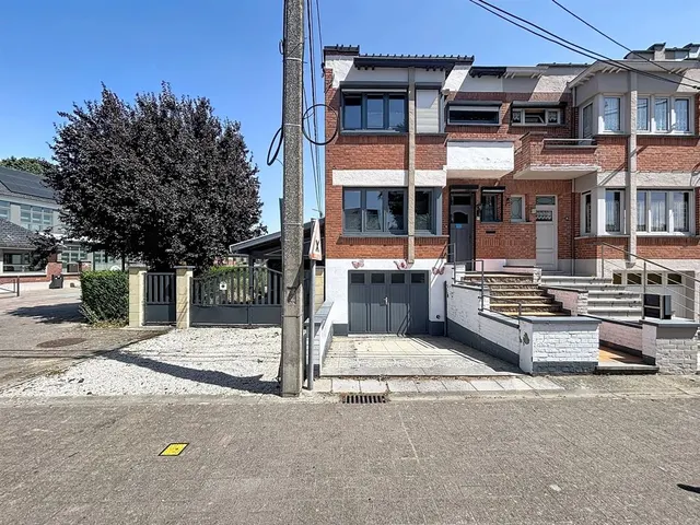 Huis te koop in Pecq – 1/10