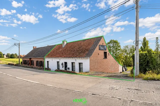 House for sale in Mourcourt – 1/10