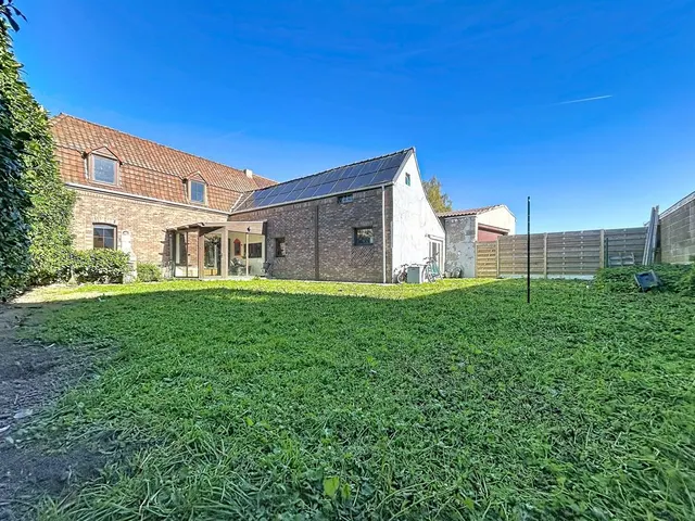 Maison à vendre à Estaimpuis – 1/10