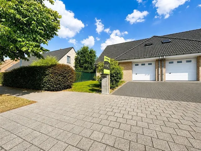 House for sale in Luingne – 1/10