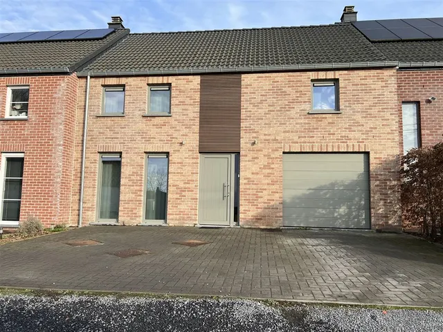 Huis te huur in Kain – 1/10