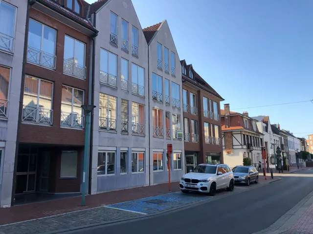 Appartement te koop in Roeselare – 1/10
