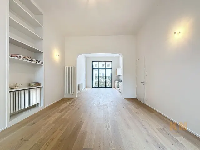 Rez-de-chaussée à vendre à Saint-Josse-Ten-Noode – 1/4