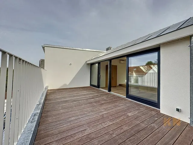 Penthouse te koop in Saint-Josse-Ten-Noode – 1/6