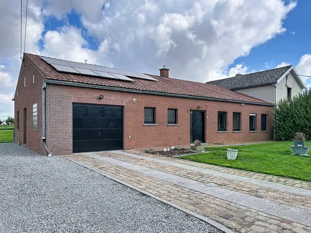 Huis te huur in Rumes Taintignies – 1/10