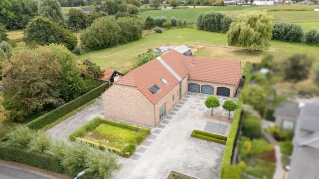 Hoeve te koop in Puurs – 1/10