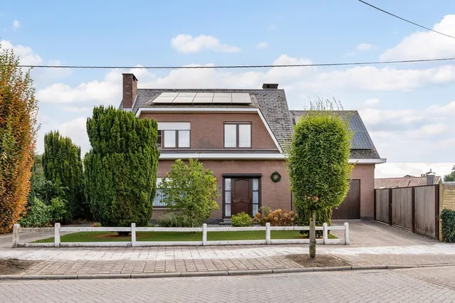 Huis te koop in Beerzel – 1/10