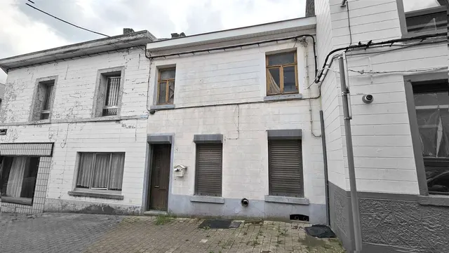 Huis te koop in Jemappes – 1/4