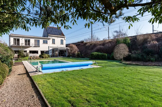 Huis te koop in Weerde – 1/10