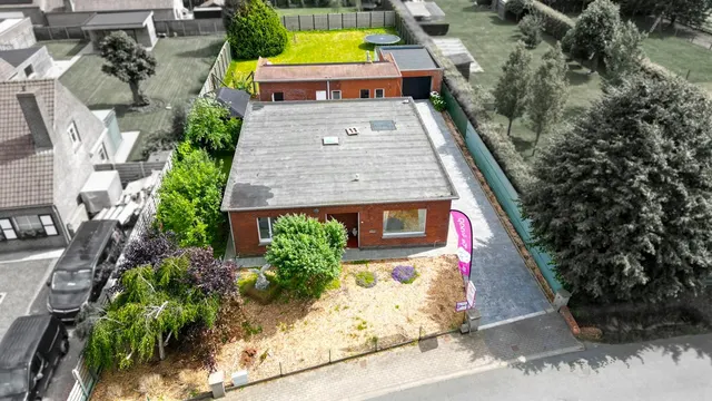Bungalow à vendre à Oostkamp – 1/10