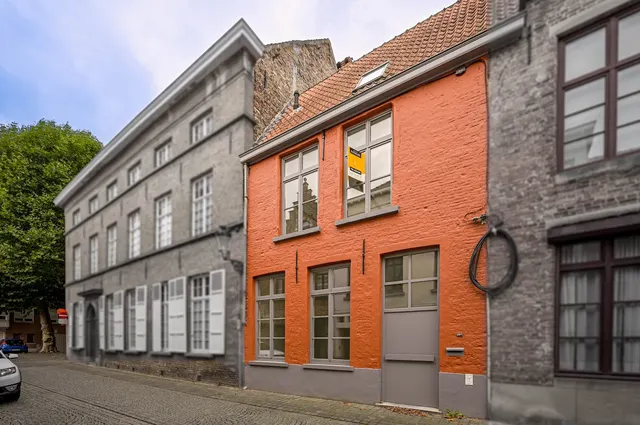 Stadswoning te koop in Brugge – 1/10