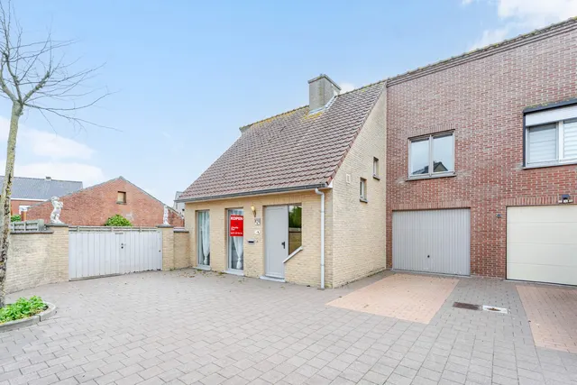 Huis te koop in Leke – 1/10