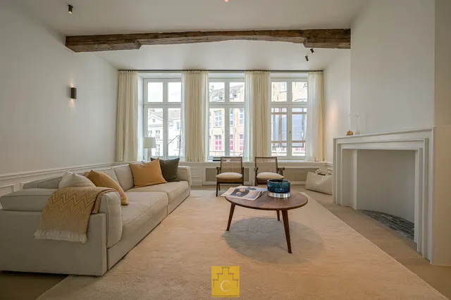Stadswoning te koop in Brugge – 1/10