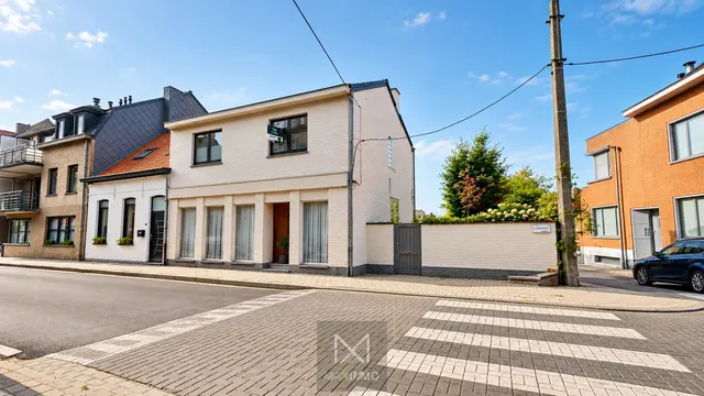 Huis te koop in Lauwe – 1/10