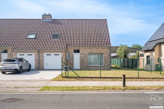 Huis te koop in Kruishoutem – 1/10