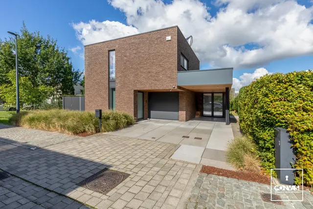 Villa te koop in Mariakerke – 1/10