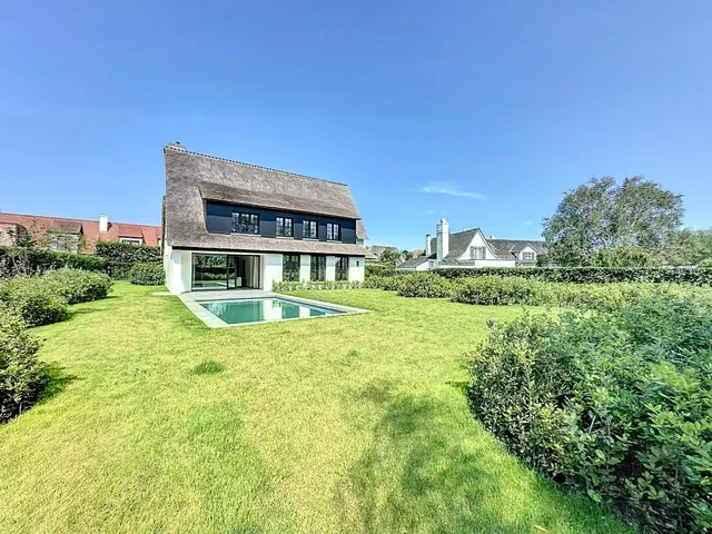 Villa te koop in Knokke – 1/10