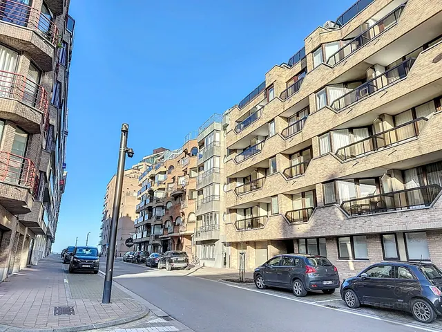 Appartement te koop in Knokke – 1/10