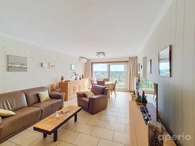 Apartment for sale in Waterloo – 1/12