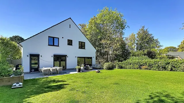 Maison à louer à Rhode Saint Genese – 1/10