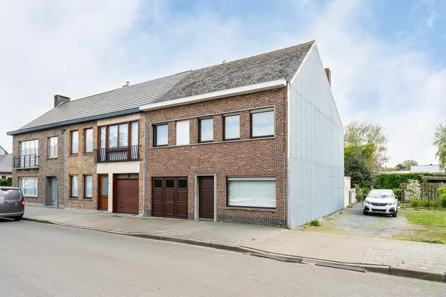 Huis te koop in Eeklo – 1/10