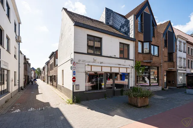 Huis for sale in Eeklo – 1/10