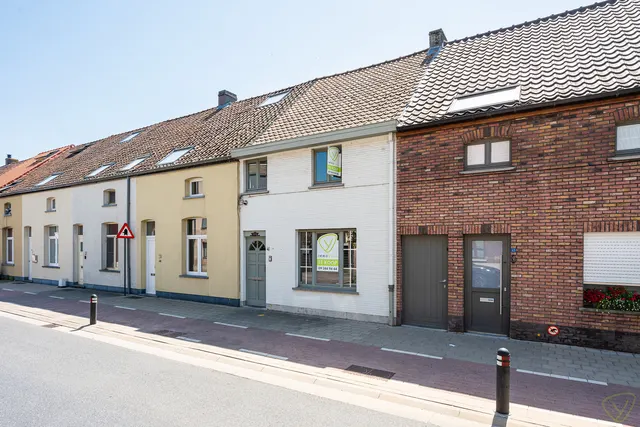 Huis for sale in Eeklo – 1/10