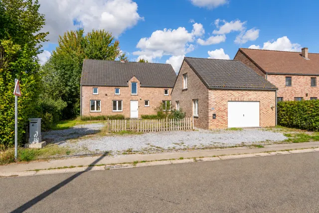 Huis te koop in Hannut – 1/10