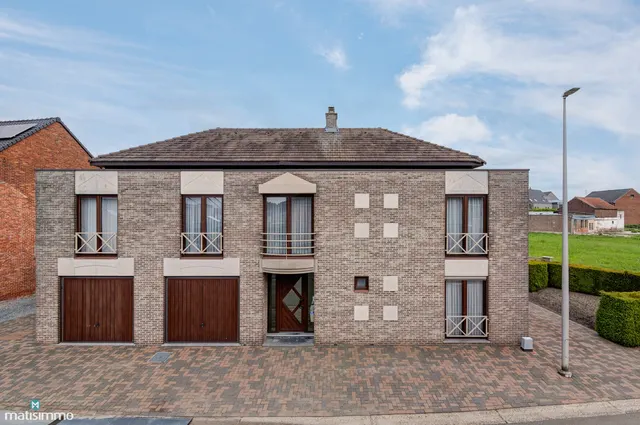 Appartementsgebouw à vendre à Bilzen-Hoeselt – 1/10