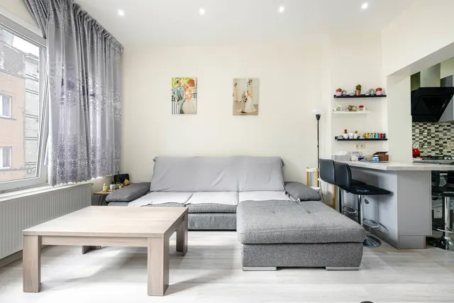 Appartement te koop in Molenbeek-Saint-Jean – 1/10