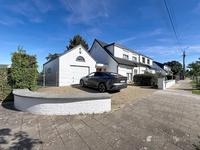 Huis te koop in Seraing – 1/10