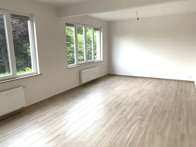 Appartement te huur in Molenbeek-Saint-Jean – 1/10