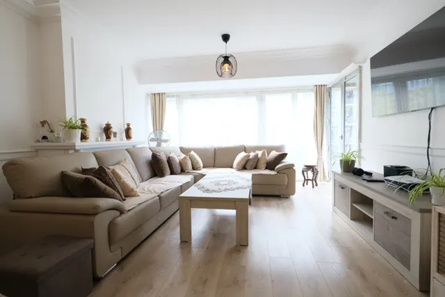 Apartment for sale in Berchem-Sainte-Agathe – 1/10