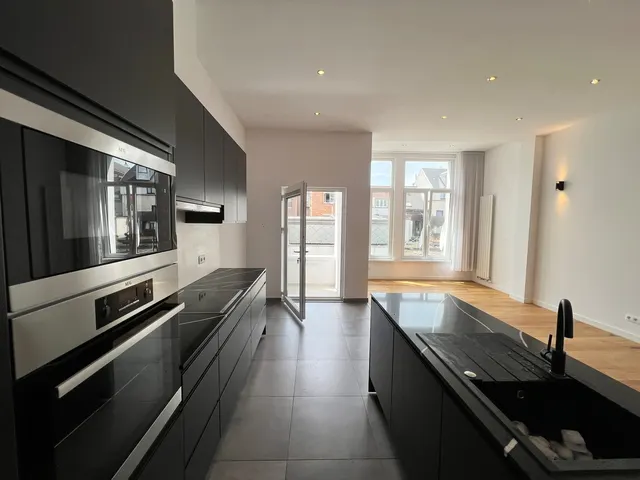 Appartement te koop in Antwerpen – 1/10