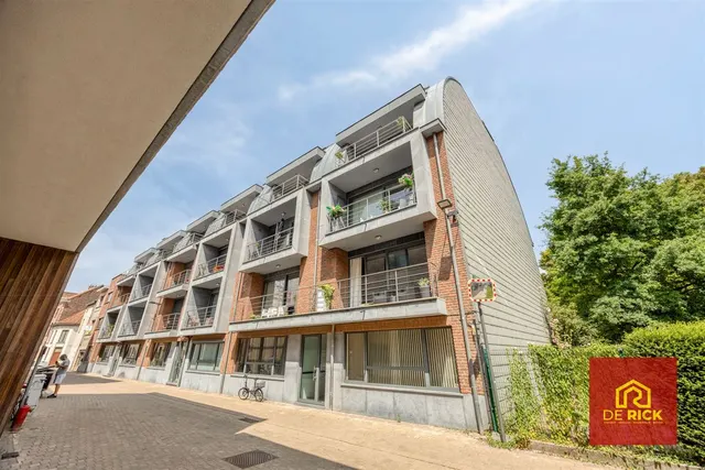 Appartement te koop in Aalst – 1/10