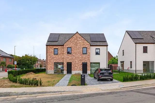 Huis te koop in Sint-Truiden – 1/10