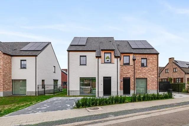 Huis te koop in Sint-Truiden – 1/10