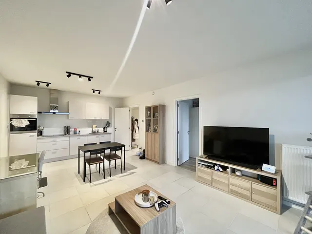 Appartement te koop in Zellik – 1/10