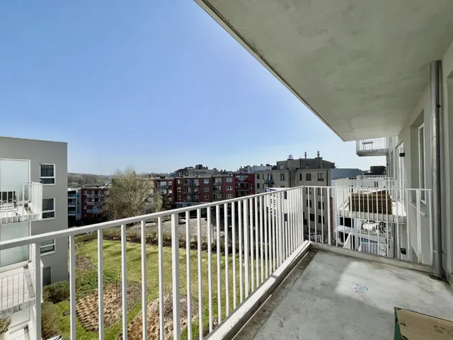Appartement te koop in Zellik – 1/10