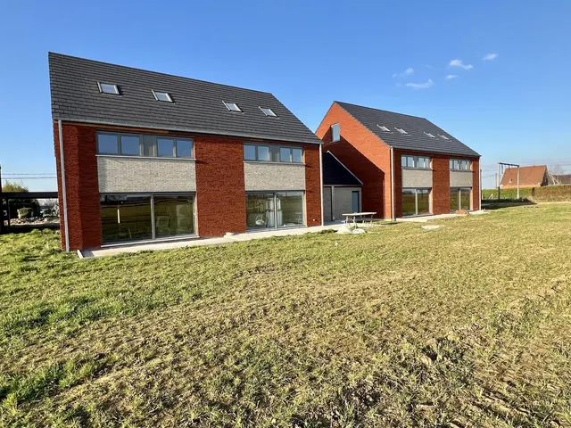 Huis te koop in Lens – 1/9